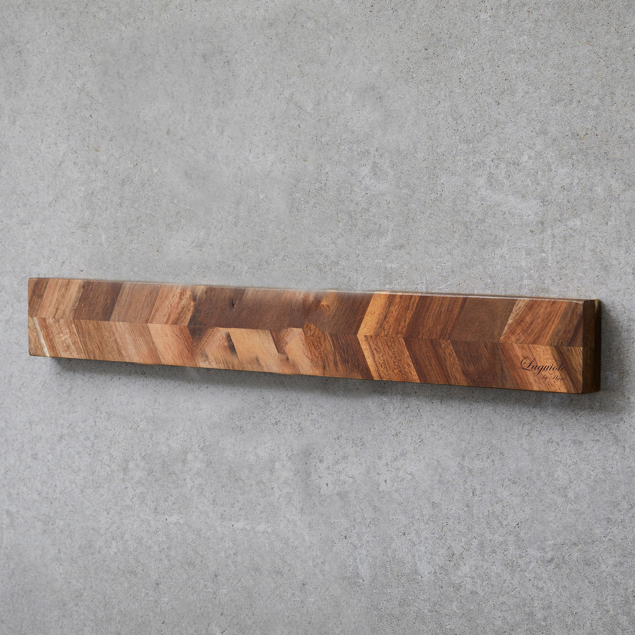 Magnetmesserhalter aus Akazienholz